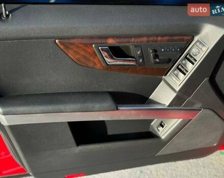 Красный Мерседес ГЛК-Класс, объемом двигателя 3.5 л и пробегом 224 тыс. км за 13999 $, фото 8 на Automoto.ua