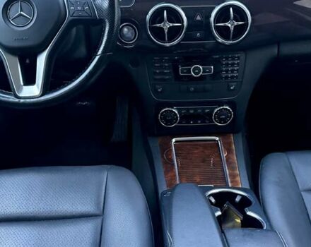 Червоний Мерседес ГЛК-Клас, об'ємом двигуна 2.2 л та пробігом 175 тис. км за 17500 $, фото 13 на Automoto.ua
