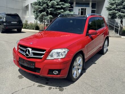 Мерседес ГЛК-Клас 2011 у Запоріжжя на Automoto.ua Червоний Мерседес ГЛК-Клас, об'ємом двигуна 3.5 л та пробігом 220 тис. км за 11800 $, фото 1 на Automoto.ua