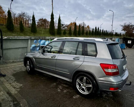 Мерседес ГЛК-Класс 2010 в Дрогобыче на Automoto.ua Серый Мерседес ГЛК-Класс, объемом двигателя 2.14 л и пробегом 254 тыс. км за 13500 $, фото 3 на Automoto.ua