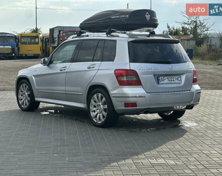 Мерседес ГЛК-Класс 2011 в Запорожье на Automoto.ua Серый Мерседес ГЛК-Класс, объемом двигателя 2.14 л и пробегом 276 тыс. км за 12850 $, фото 8 на Automoto.ua