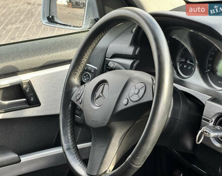 Мерседес ГЛК-Класс 2011 в Запорожье на Automoto.ua Серый Мерседес ГЛК-Класс, объемом двигателя 2.14 л и пробегом 276 тыс. км за 12850 $, фото 28 на Automoto.ua