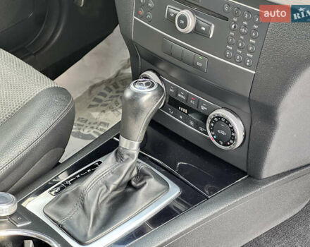 Мерседес ГЛК-Класс 2011 в Запорожье на Automoto.ua Серый Мерседес ГЛК-Класс, объемом двигателя 2.14 л и пробегом 276 тыс. км за 12850 $, фото 26 на Automoto.ua