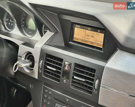 Мерседес ГЛК-Класс 2011 в Запорожье на Automoto.ua Серый Мерседес ГЛК-Класс, объемом двигателя 2.14 л и пробегом 276 тыс. км за 12850 $, фото 27 на Automoto.ua