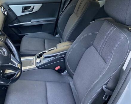 Серый Мерседес ГЛК-Класс, объемом двигателя 2.14 л и пробегом 235 тыс. км за 19000 $, фото 19 на Automoto.ua