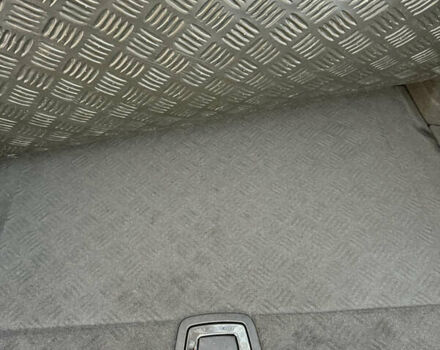 Серый Мерседес ГЛК-Класс, объемом двигателя 3 л и пробегом 293 тыс. км за 23200 $, фото 19 на Automoto.ua