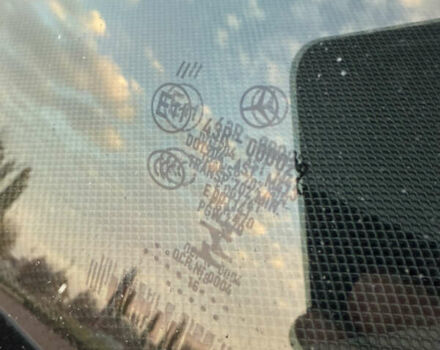 Серый Мерседес ГЛК-Класс, объемом двигателя 3 л и пробегом 293 тыс. км за 23200 $, фото 32 на Automoto.ua