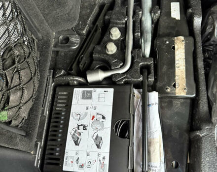 Серый Мерседес ГЛК-Класс, объемом двигателя 3 л и пробегом 293 тыс. км за 23200 $, фото 22 на Automoto.ua