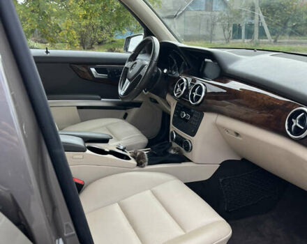 Мерседес ГЛК-Класс 2015 в Измаиле на Automoto.ua Серый Мерседес ГЛК-Класс, объемом двигателя 2.14 л и пробегом 130 тыс. км за 23000 $, фото 9 на Automoto.ua