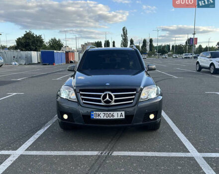 Серый Мерседес ГЛК-Класс, объемом двигателя 3 л и пробегом 185 тыс. км за 13700 $, фото 1 на Automoto.ua