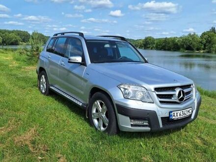Мерседес ГЛК-Класс 2010 в Калиновке на Automoto.ua Серый Мерседес ГЛК-Класс, объемом двигателя 2.14 л и пробегом 216 тыс. км за 12650 $, фото 1 на Automoto.ua