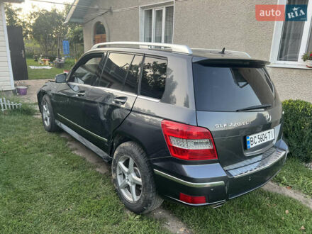 Мерседес ГЛК-Клас 2010 у Тлумаче на Automoto.ua Сірий Мерседес ГЛК-Клас, об'ємом двигуна 2.14 л та пробігом 220 тис. км за 7900 $, фото 1 на Automoto.ua