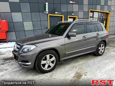 Сірий Мерседес ГЛК-Клас, об'ємом двигуна 2.1 л та пробігом 160 тис. км за 17800 $, фото 1 на Automoto.ua