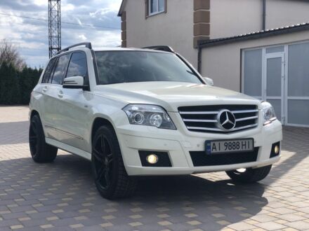 Білий Мерседес GLK серия, об'ємом двигуна 3.5 л та пробігом 210 тис. км за 14000 $, фото 1 на Automoto.ua