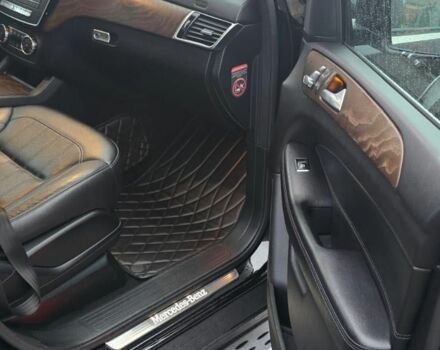 Чорний Мерседес ГЛС 350, об'ємом двигуна 3 л та пробігом 260 тис. км за 32000 $, фото 9 на Automoto.ua