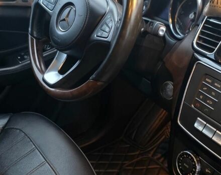 Чорний Мерседес ГЛС 350, об'ємом двигуна 3 л та пробігом 260 тис. км за 32000 $, фото 11 на Automoto.ua