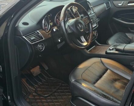 Чорний Мерседес ГЛС 350, об'ємом двигуна 3 л та пробігом 260 тис. км за 32000 $, фото 5 на Automoto.ua