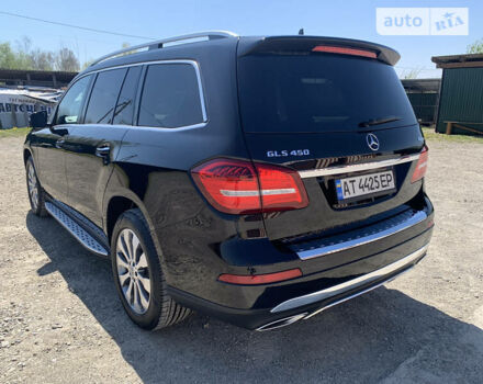 Чорний Мерседес GLS 450, об'ємом двигуна 3 л та пробігом 70 тис. км за 50000 $, фото 7 на Automoto.ua