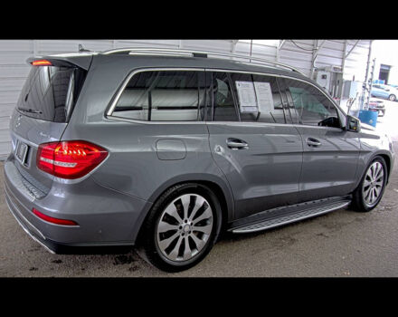 Сірий Мерседес GLS 450, об'ємом двигуна 3 л та пробігом 216 тис. км за 22000 $, фото 5 на Automoto.ua