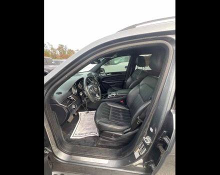 Сірий Мерседес GLS 450, об'ємом двигуна 3 л та пробігом 216 тис. км за 22000 $, фото 7 на Automoto.ua