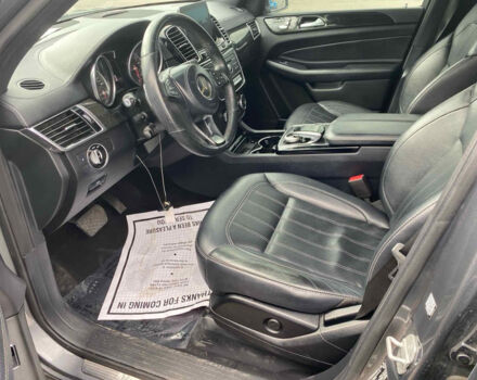 Сірий Мерседес GLS 450, об'ємом двигуна 3 л та пробігом 216 тис. км за 22000 $, фото 8 на Automoto.ua