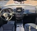 Сірий Мерседес GLS 450, об'ємом двигуна 3 л та пробігом 148 тис. км за 28600 $, фото 29 на Automoto.ua