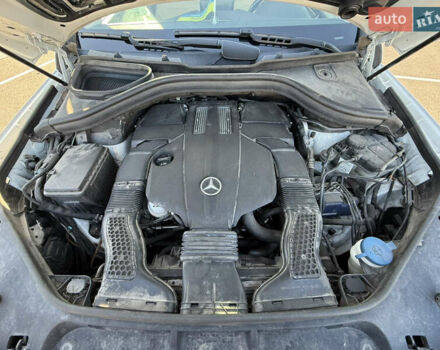 Белый Мерседес ГЛС-Класс, объемом двигателя 3 л и пробегом 137 тыс. км за 39999 $, фото 16 на Automoto.ua
