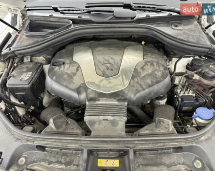 Белый Мерседес ГЛС-Класс, объемом двигателя 2.99 л и пробегом 87 тыс. км за 43500 $, фото 41 на Automoto.ua