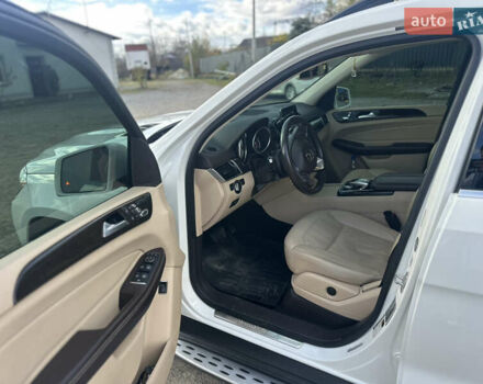 Белый Мерседес ГЛС-Класс, объемом двигателя 3 л и пробегом 165 тыс. км за 32000 $, фото 18 на Automoto.ua