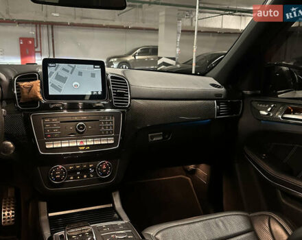 Мерседес ГЛС-Класс 2016 у Києві на Automoto.ua Білий Мерседес ГЛС-Класс, об'ємом двигуна 5.46 л та пробігом 165 тис. км за 43000 $, фото 17 на Automoto.ua