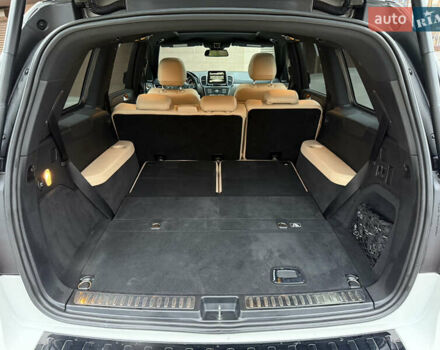 Білий Мерседес ГЛС-Класс, об'ємом двигуна 3 л та пробігом 134 тис. км за 29700 $, фото 41 на Automoto.ua