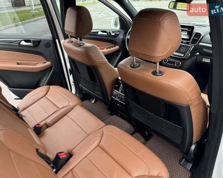 Белый Мерседес ГЛС-Класс, объемом двигателя 2.99 л и пробегом 196 тыс. км за 38800 $, фото 25 на Automoto.ua