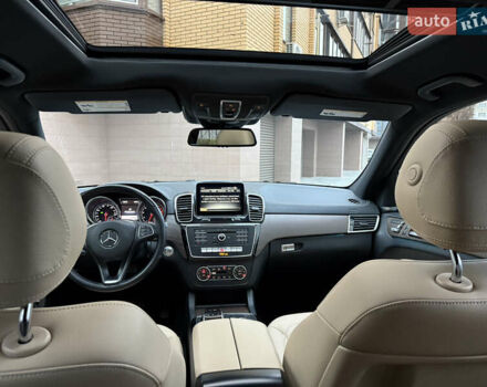 Білий Мерседес ГЛС-Класс, об'ємом двигуна 3 л та пробігом 134 тис. км за 29700 $, фото 35 на Automoto.ua