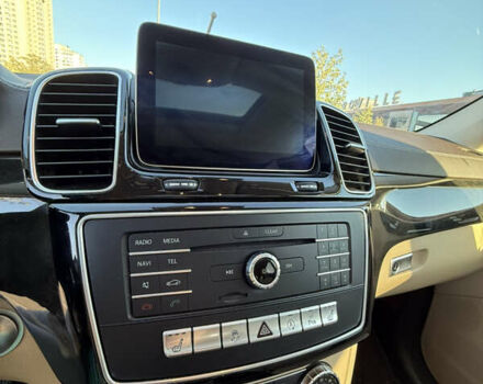 Белый Мерседес ГЛС-Класс, объемом двигателя 3 л и пробегом 137 тыс. км за 39999 $, фото 9 на Automoto.ua