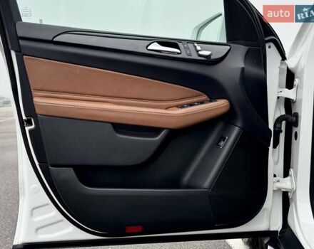 Белый Мерседес ГЛС-Класс, объемом двигателя 2.99 л и пробегом 196 тыс. км за 38800 $, фото 19 на Automoto.ua