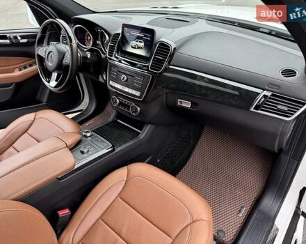 Белый Мерседес ГЛС-Класс, объемом двигателя 2.99 л и пробегом 196 тыс. км за 38800 $, фото 28 на Automoto.ua