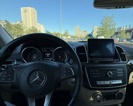 Белый Мерседес ГЛС-Класс, объемом двигателя 3 л и пробегом 137 тыс. км за 39999 $, фото 14 на Automoto.ua