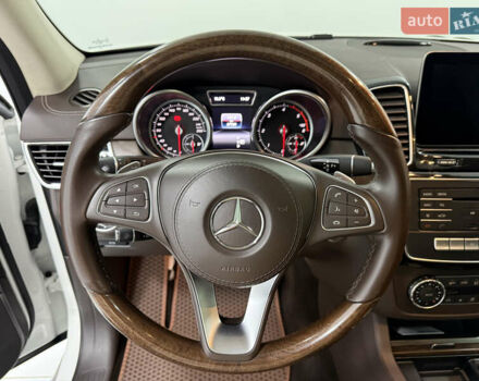 Белый Мерседес ГЛС-Класс, объемом двигателя 2.99 л и пробегом 87 тыс. км за 43500 $, фото 23 на Automoto.ua