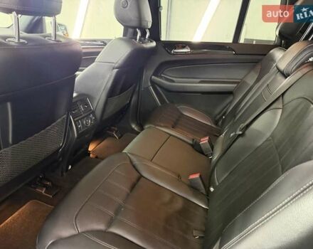 Белый Мерседес ГЛС-Класс, объемом двигателя 3 л и пробегом 150 тыс. км за 27100 $, фото 13 на Automoto.ua