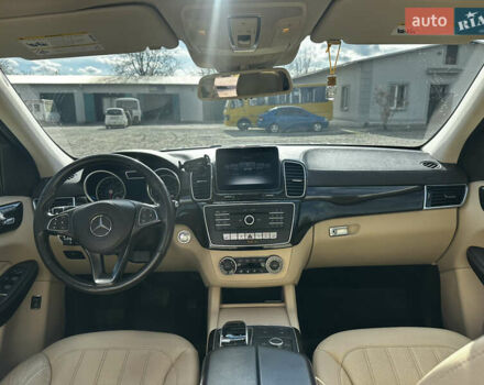 Белый Мерседес ГЛС-Класс, объемом двигателя 3 л и пробегом 165 тыс. км за 32000 $, фото 24 на Automoto.ua