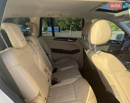 Белый Мерседес ГЛС-Класс, объемом двигателя 3 л и пробегом 137 тыс. км за 39999 $, фото 7 на Automoto.ua