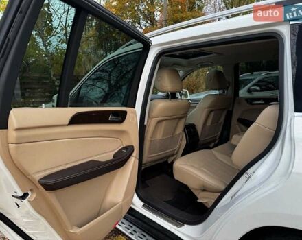 Белый Мерседес ГЛС-Класс, объемом двигателя 3 л и пробегом 146 тыс. км за 37490 $, фото 10 на Automoto.ua