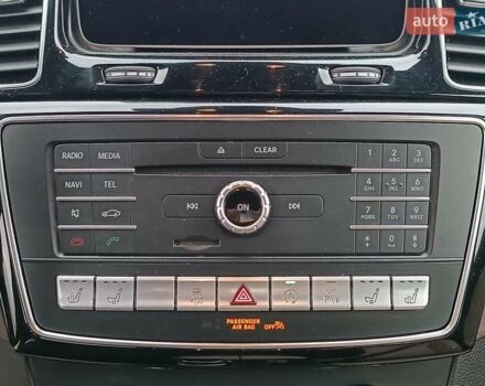 Белый Мерседес ГЛС-Класс, объемом двигателя 3 л и пробегом 149 тыс. км за 47700 $, фото 31 на Automoto.ua