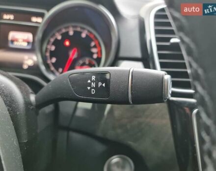 Белый Мерседес ГЛС-Класс, объемом двигателя 3 л и пробегом 117 тыс. км за 27490 $, фото 19 на Automoto.ua