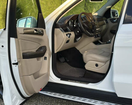 Белый Мерседес ГЛС-Класс, объемом двигателя 2.99 л и пробегом 190 тыс. км за 46800 $, фото 8 на Automoto.ua