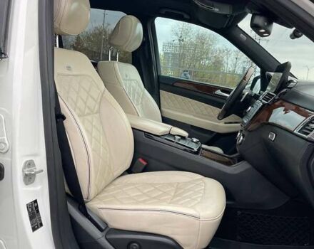 Белый Мерседес ГЛС-Класс, объемом двигателя 2.99 л и пробегом 289 тыс. км за 48000 $, фото 61 на Automoto.ua