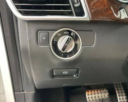 Белый Мерседес ГЛС-Класс, объемом двигателя 2.99 л и пробегом 289 тыс. км за 48000 $, фото 31 на Automoto.ua