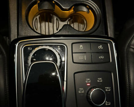 Білий Мерседес ГЛС-Класс, об'ємом двигуна 5.46 л та пробігом 127 тис. км за 62000 $, фото 6 на Automoto.ua