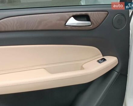 Белый Мерседес ГЛС-Класс, объемом двигателя 3 л и пробегом 149 тыс. км за 47700 $, фото 36 на Automoto.ua