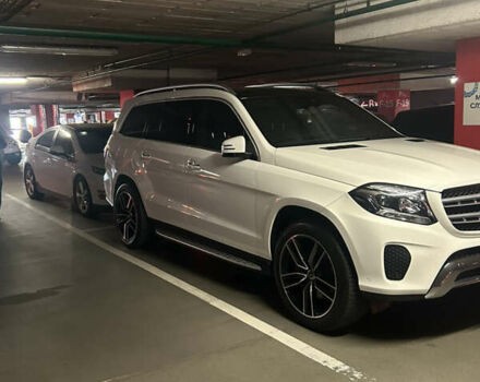Белый Мерседес ГЛС-Класс, объемом двигателя 3 л и пробегом 128 тыс. км за 39000 $, фото 2 на Automoto.ua